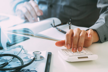 親子鑒定費用需多少 親子鑒定費用需多少